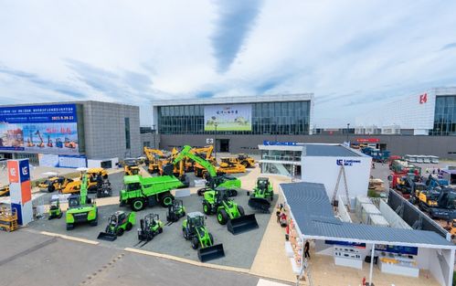 匯聚全新發展勢能，柳工攜全系列產品亮相BICES 2023網絡技術服務專場